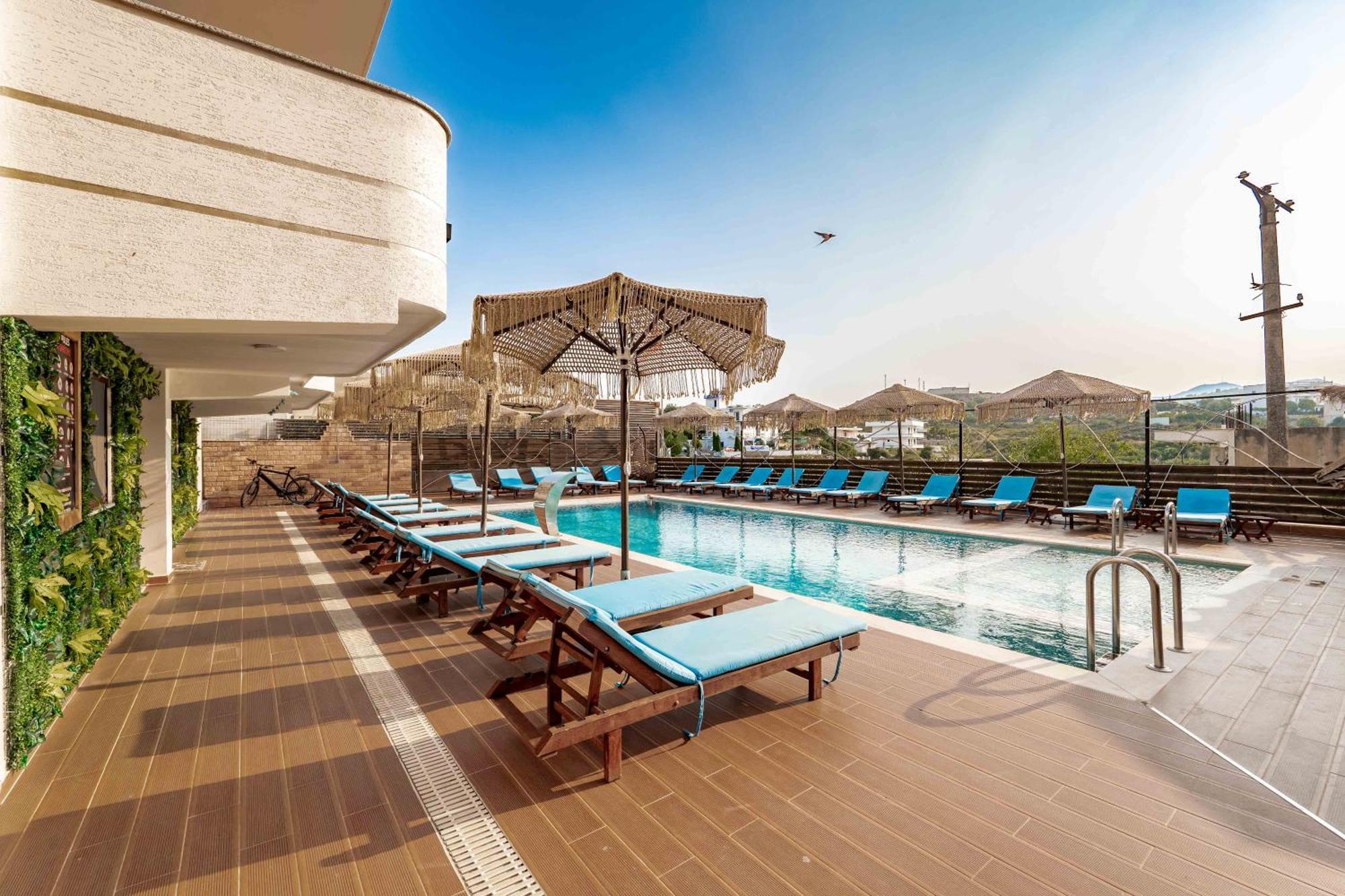 Shpetimi Hotel 3*