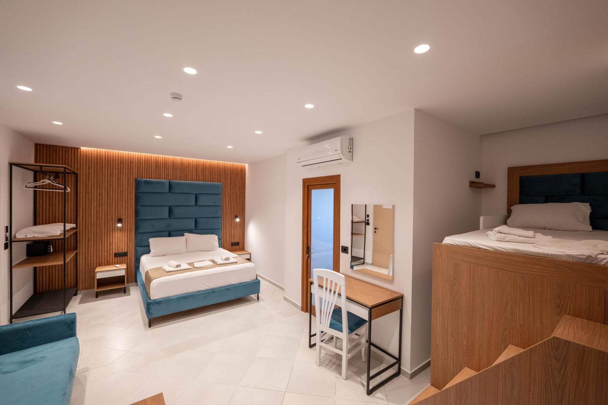 Shpetimi Hotel 3*